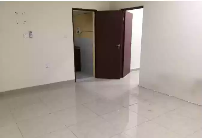 Résidentiel Propriété prête 2 chambres U / f Appartement  a louer au Al-Sadd , Doha #15921 - 1  image 